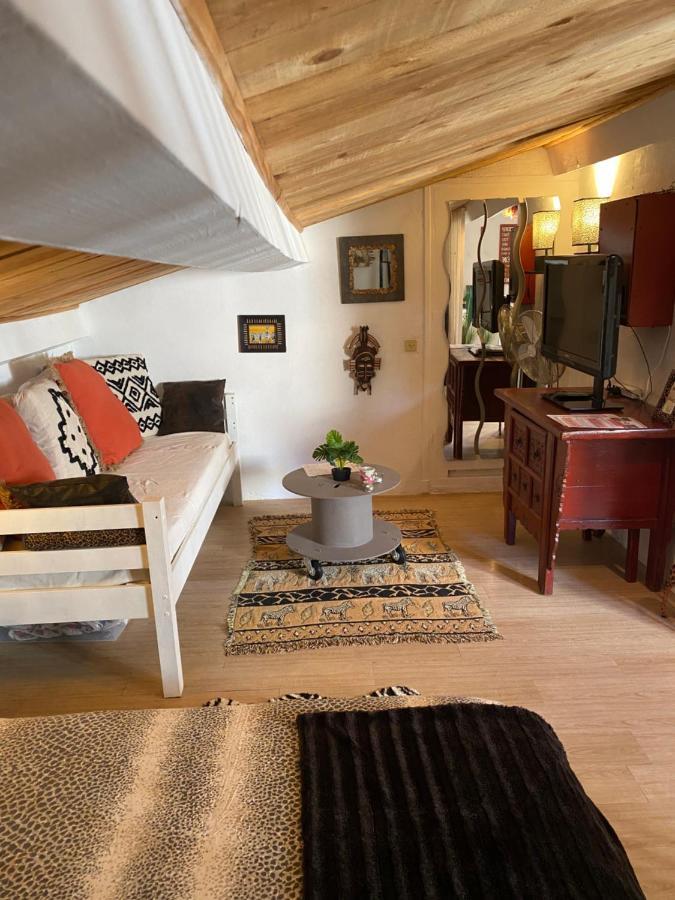 Votre Charmant Studio Duplex Pres De Cannes Peymeinade Exteriör bild